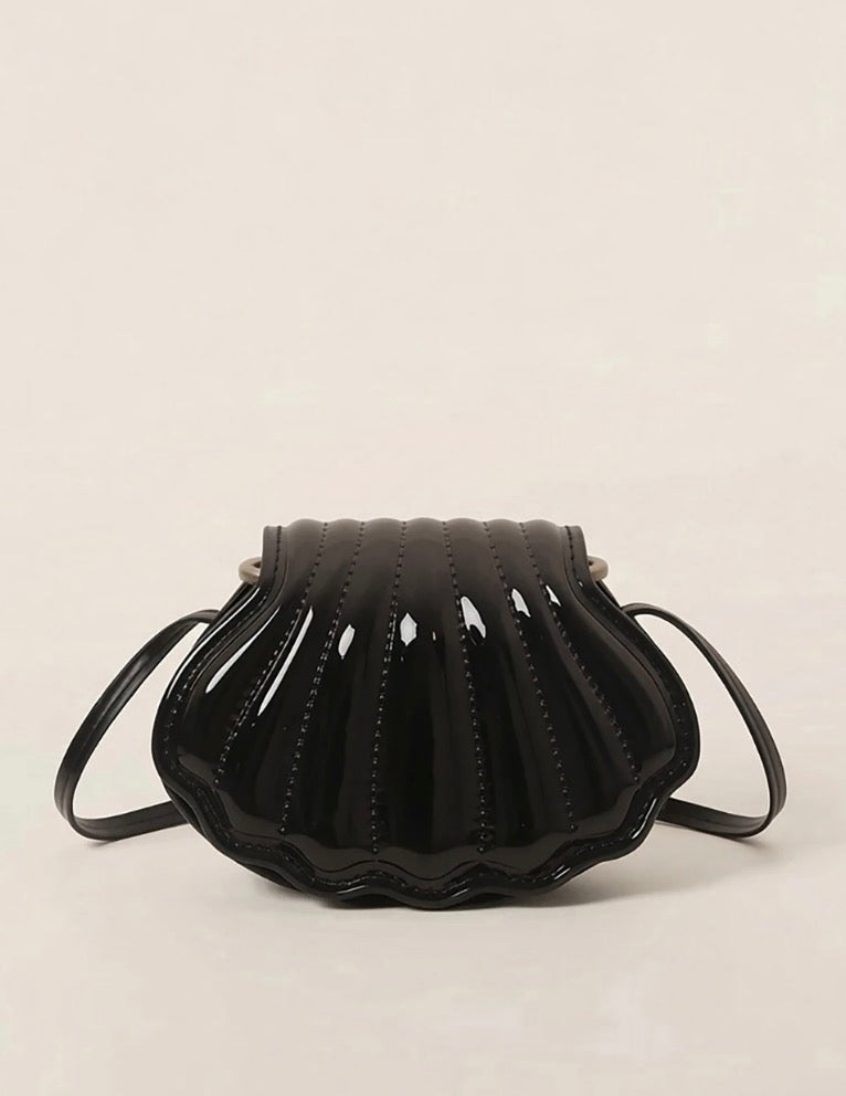 Shell Shoulder Bag (Black)